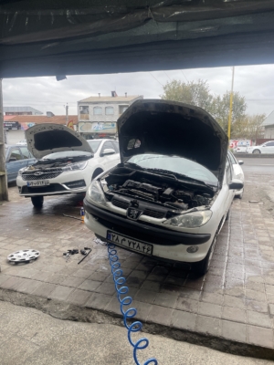 تعویض کمک‌ فنر